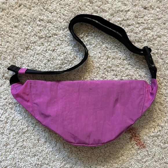 Baggu Crescent Fanny Pack. Color: Extra Pink. - Picture 3 of 8